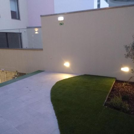 Light Brown Central Apartment 阿威罗 外观 照片